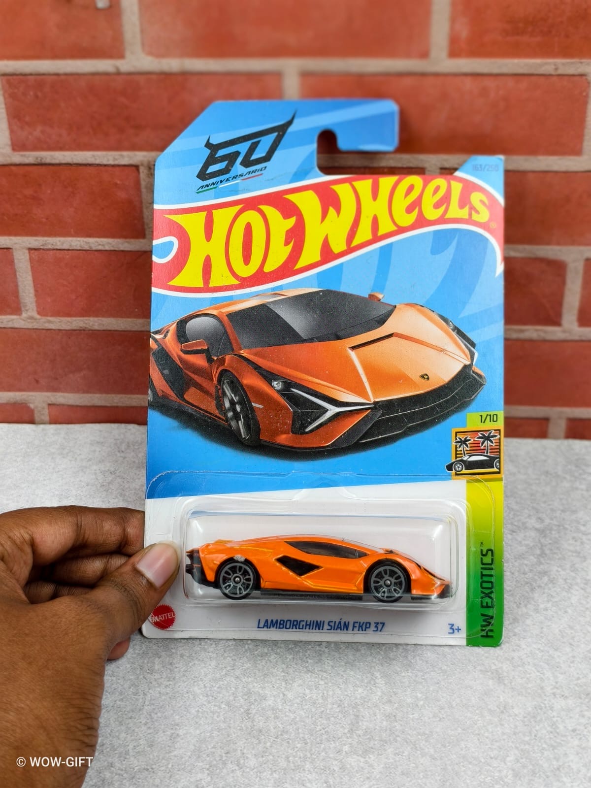 LAMBORGHINI SIÁN FKP 37
