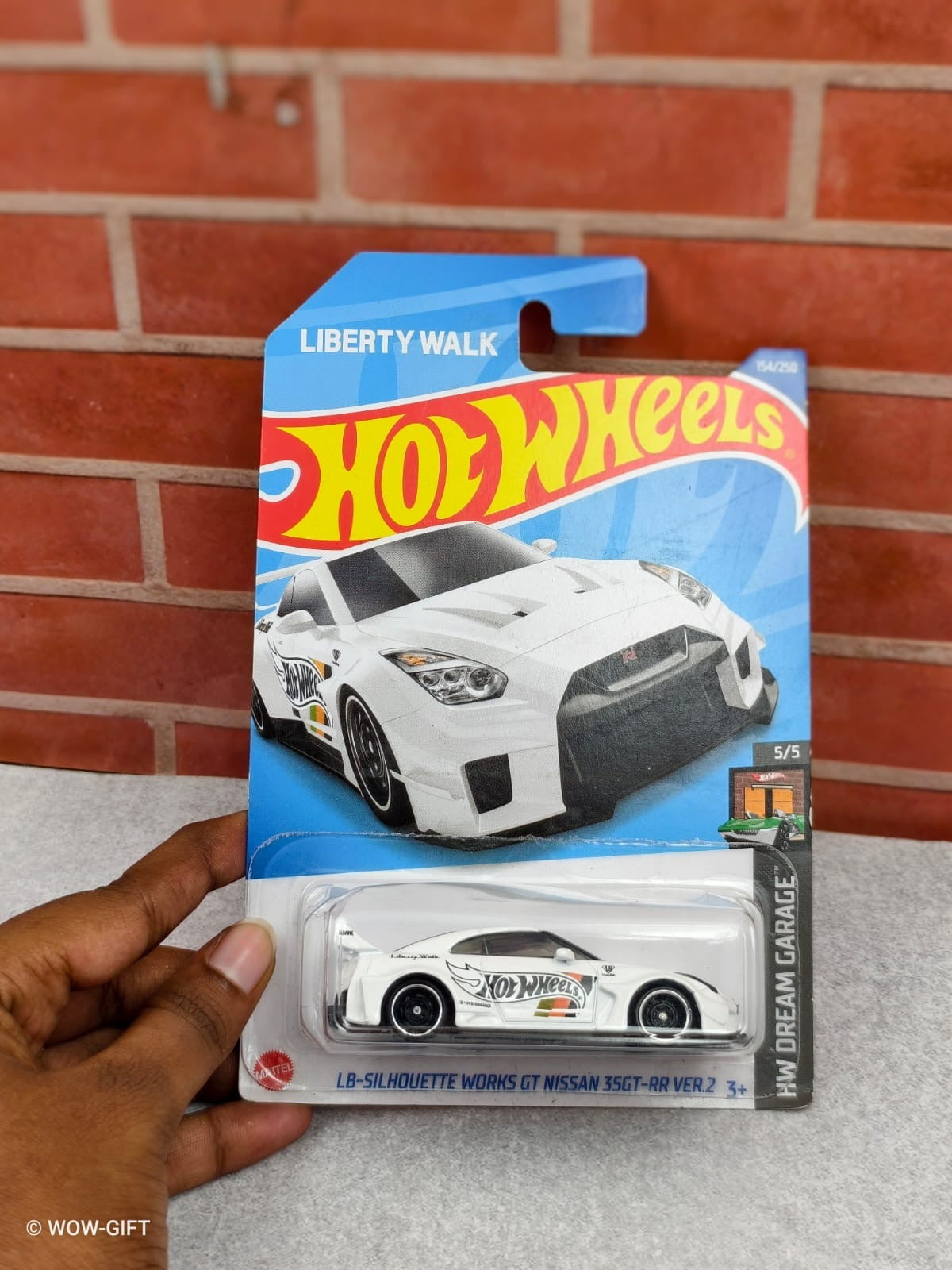 LB-SILHOUETTE WORKS GT NISSAN 35GT-RR VER.2