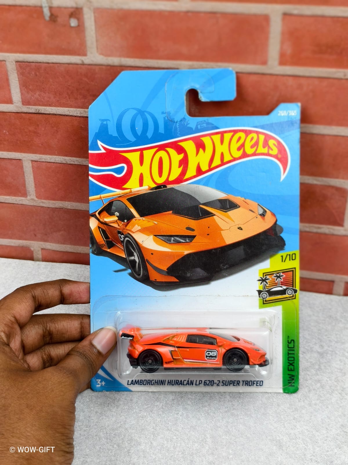 LAMBORGHINI HURACÁN LP 620-2 SUPER TROFEO