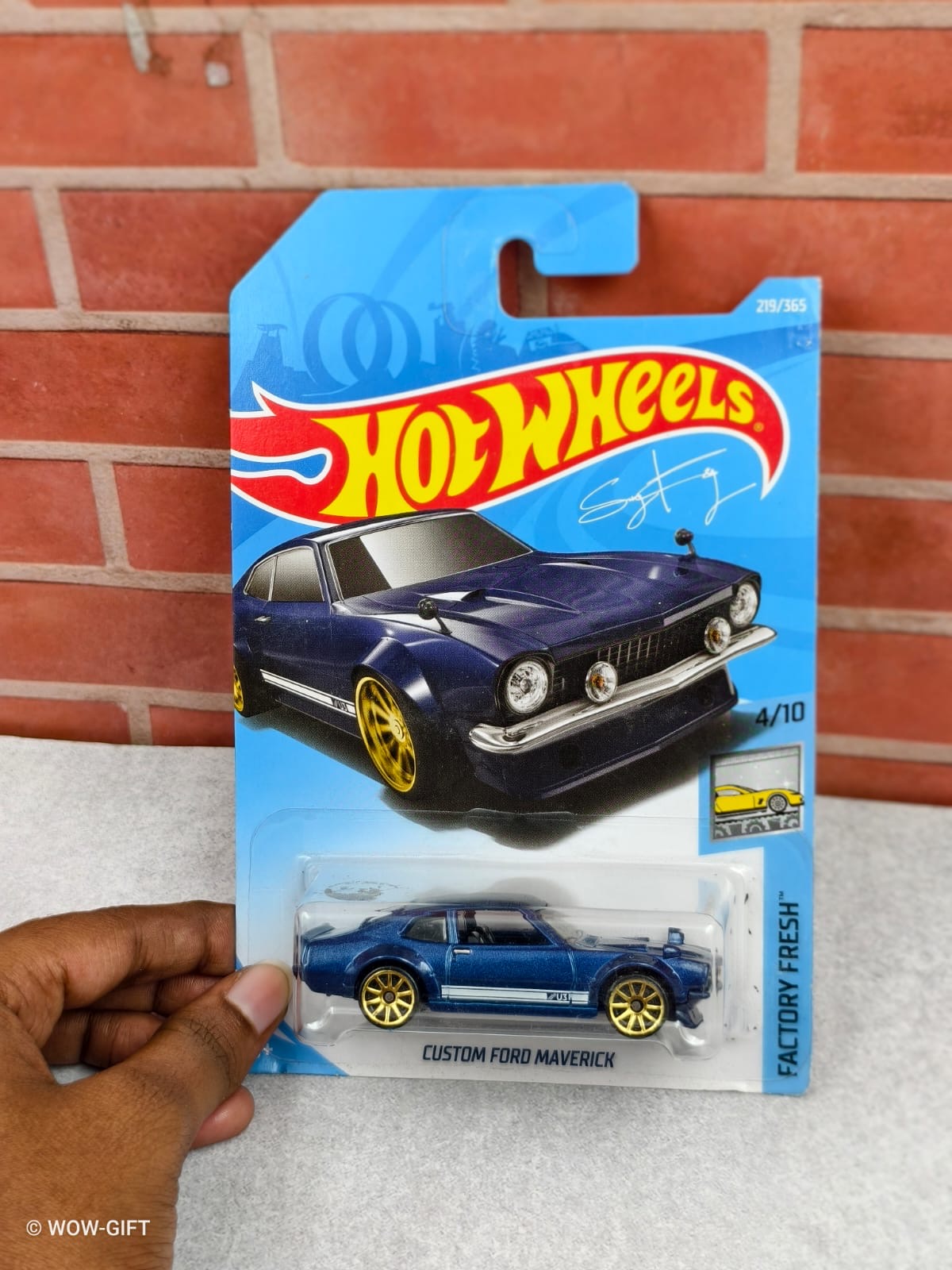 CUSTOM FORD MAVERICK