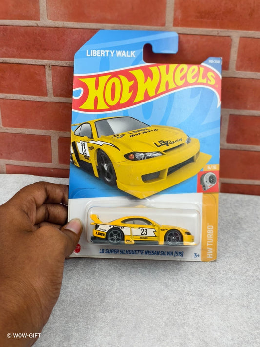 LB SUPER SILHOUETTE NISSAN SILVIA (S15)