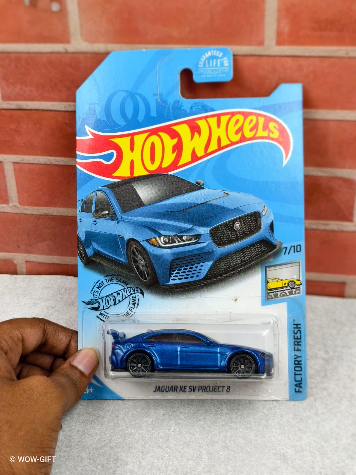 JAGUAR XE SV PROJECT 8