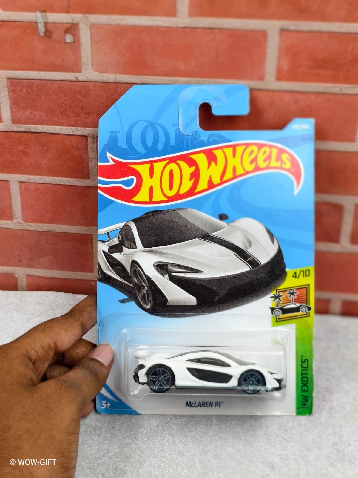 McLAREN P1