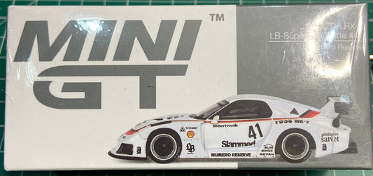 Mini GT 23