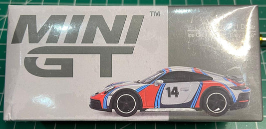 Mini GT 24