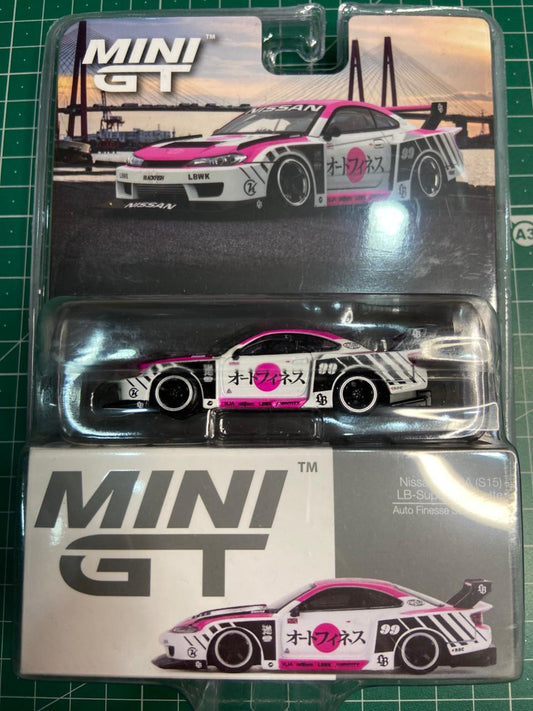 Mini GT 1