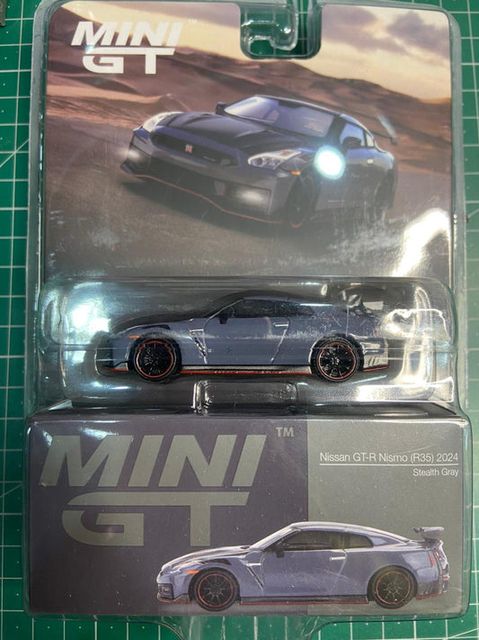 Mini GT 7