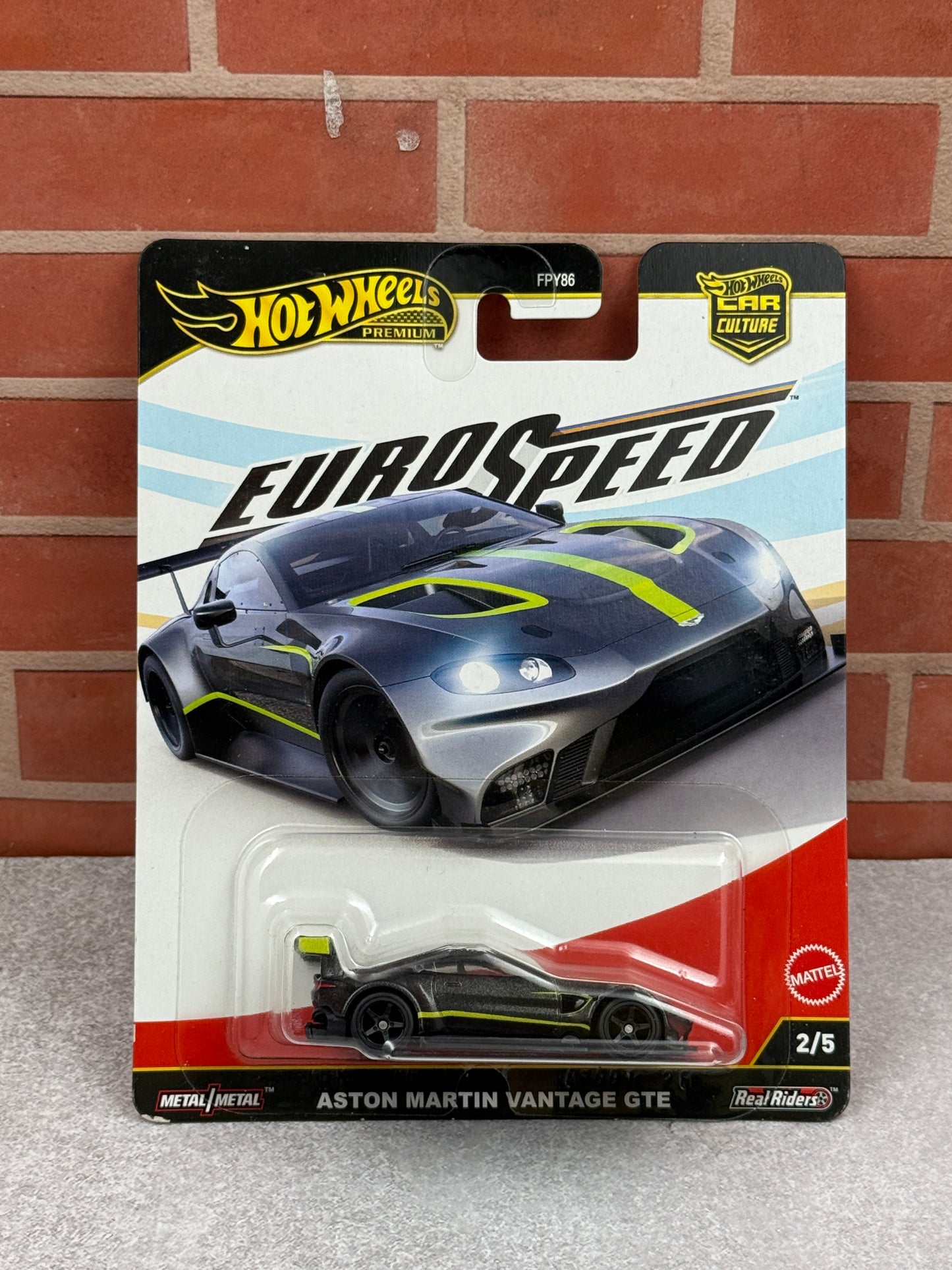 Aston Martin Vantage GTE