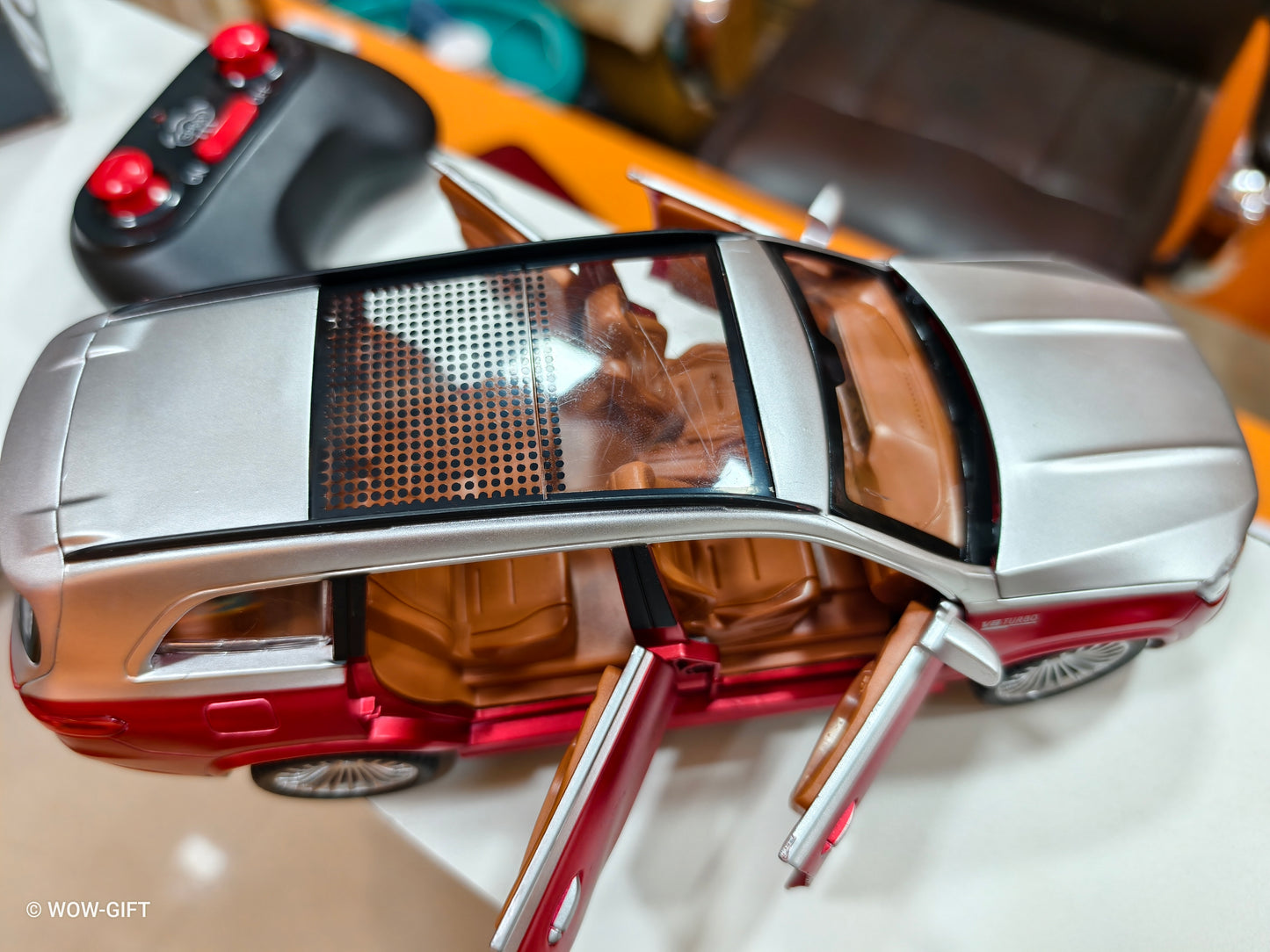 Exquisite Die cast R/C Car