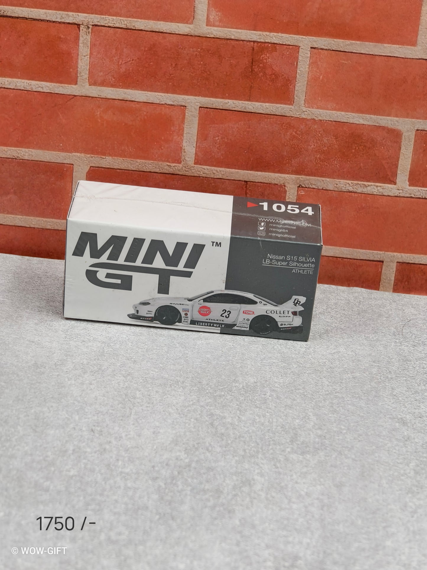 Minigt 1054